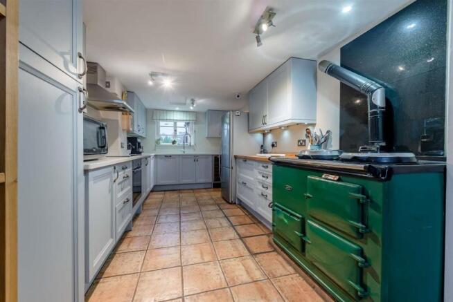 8446868-interior08-800.jpg
