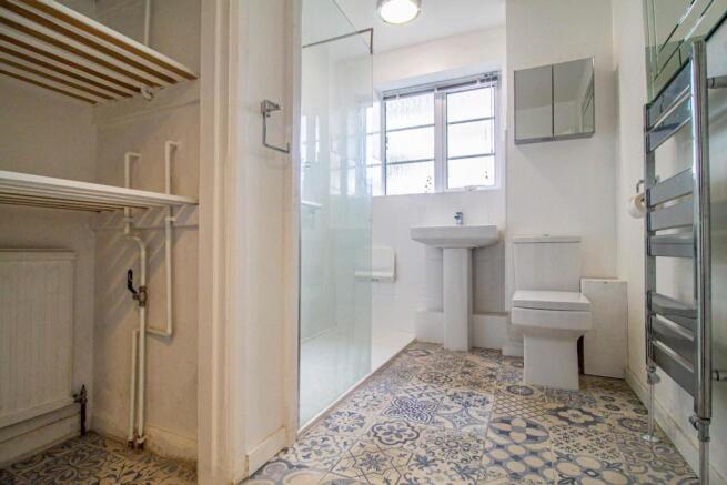 1 Richmond Court, Norwich [Shower Room]