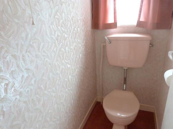 SEPARATE WC