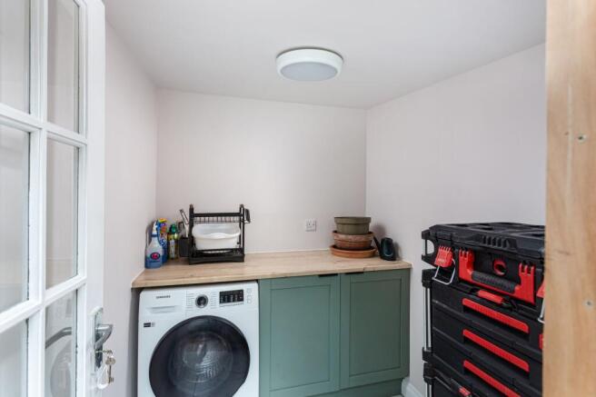 3 bed Terraced for sale Image 8