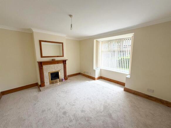 2 bed Semi-Detached for sale Image 4