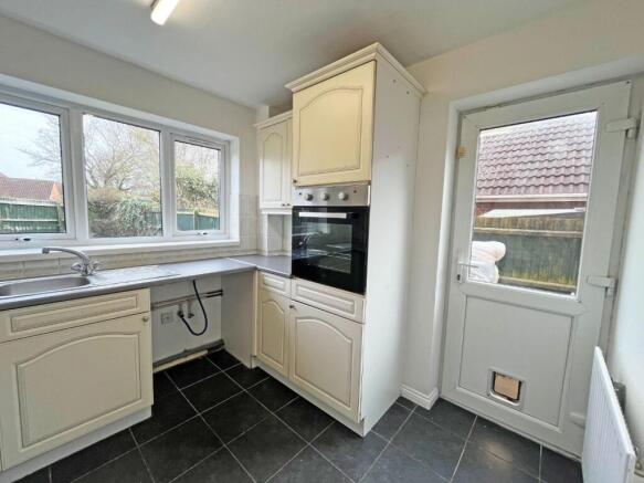 Kitchen1.jpg