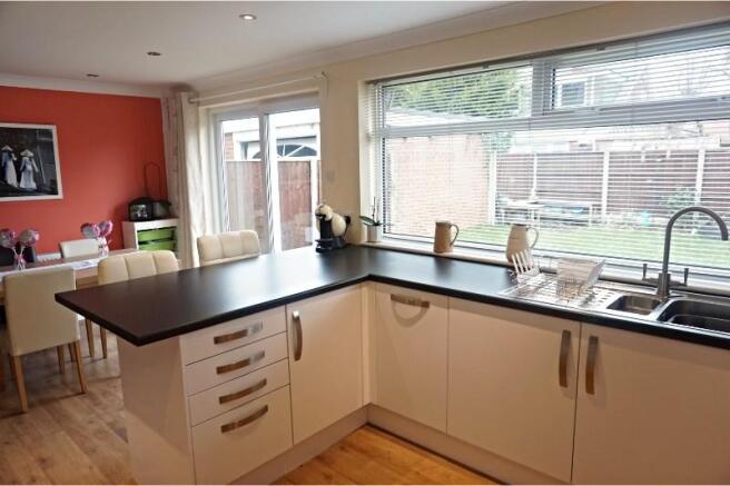 Kitchen / Diner