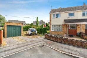 76, Chantry Gardens, Southwick BA14 9QS