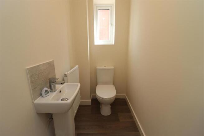 2 bed Semi-Detached for sale Image 6