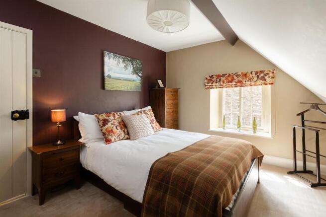 3 bed House for sale Image 11