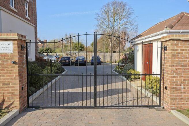 Security entry gates