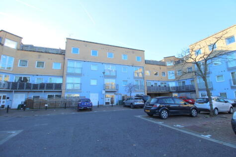 Wooldridge Close, Feltham