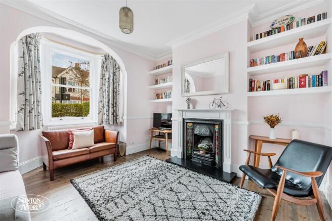 14 Northcroft Road-3.jpg
