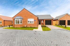 3, Barn Owl Close, Wrentham NR34 7FN