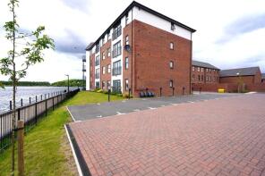 Apartment 14, Pheasant House, Dove Mews, Lakeside, Doncaster DN4 5QP