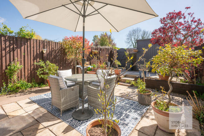 Alfresco Dining