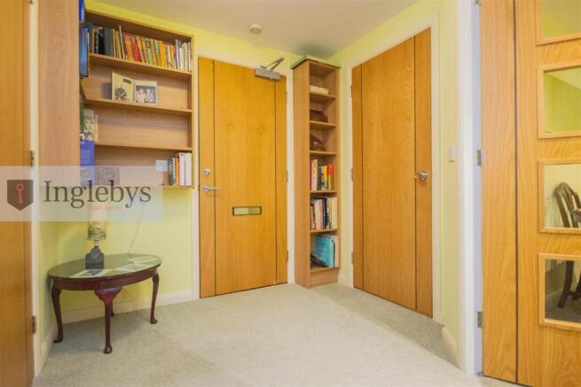 1 bed Apartment for sale Image 8