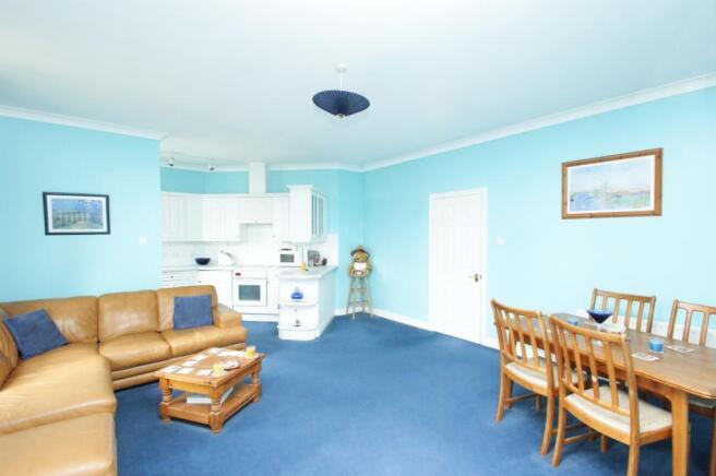 Sitting/Dining Room