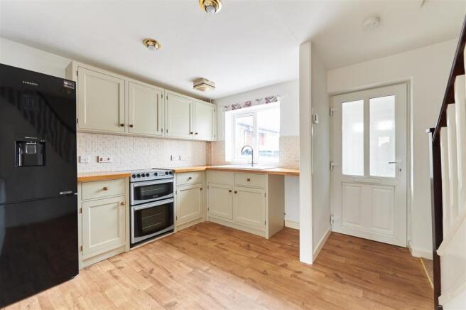 3 Adams Close-7.jpg