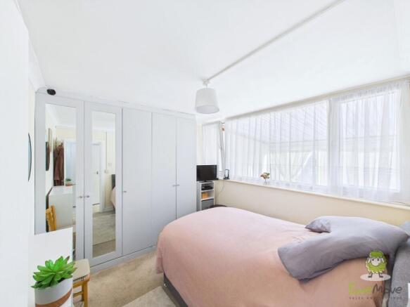 CAM01543G0-PR0124-STILL020