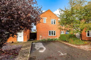 5, Preston Close, Leicester LE7 1AE