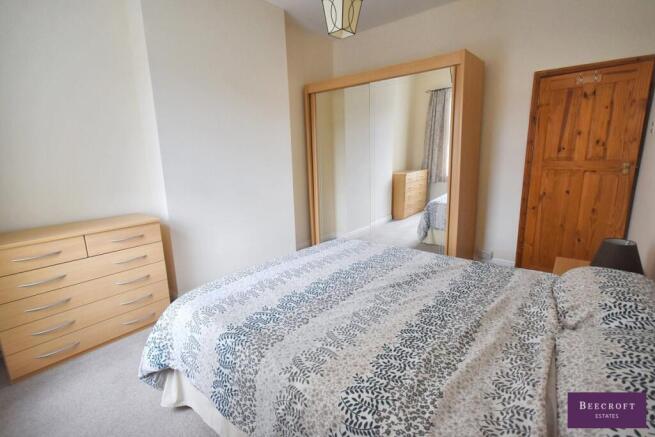 3 bed House to rent Image 9