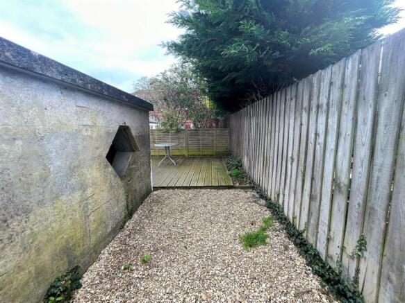 14b Maristow Street - Decking2.jpg