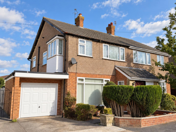 3-bed semi-detached on Heywood Boulevard, Thingwall, Wirral, £275,000