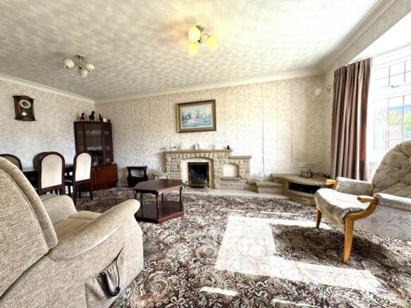 Grunmore Drive, Stretton, Burton-on-Trent, DE13 photo 5
