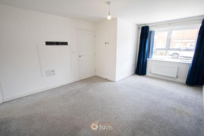 3 bed Semi-Detached for sale Image 4