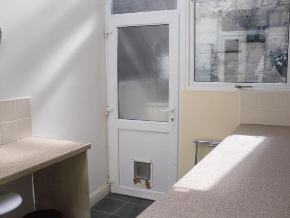 Photo 9