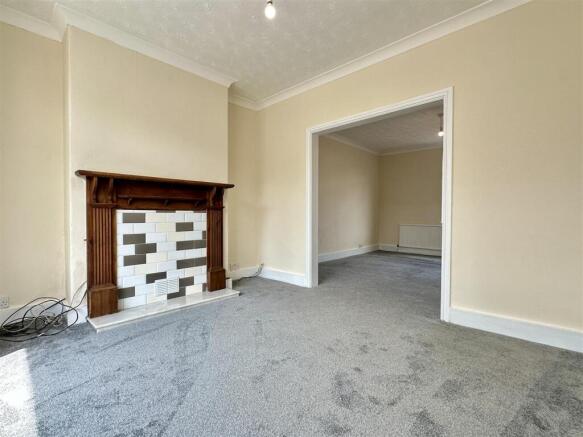 3 bed Semi-Detached for sale Image 5