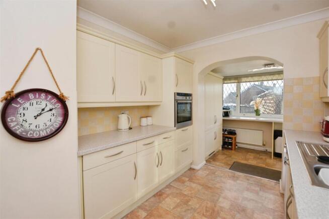 Kitchen/Breakfast Room