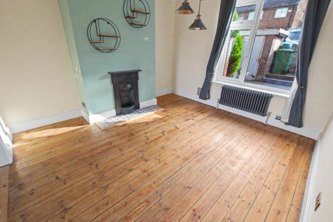 3 bed Terraced for sale Image 3