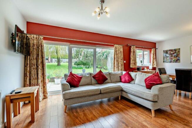 8550429-interior14-800.jpg