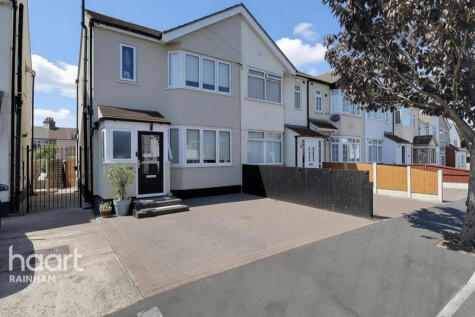 Ashwood Avenue, Rainham