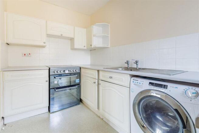 116 Woodland Way (15).jpg