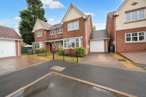 16 Hill Croft Gardens, Wolverhampton
