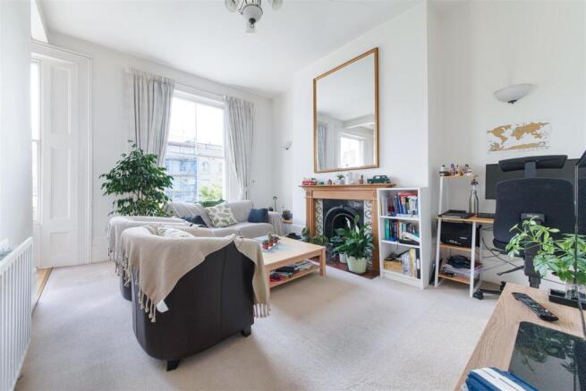 YONGE PLACE N4-6.JPG