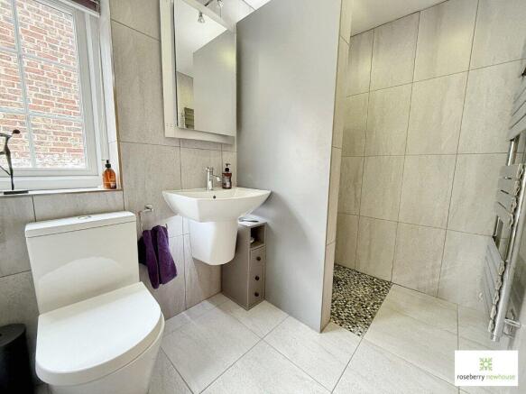 2 bed Semi-Detached for sale Image 12
