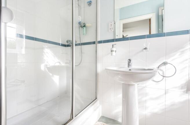 En-suite shower room