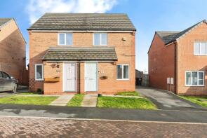 45, Woodland Walk, Upton, Pontefract WF9 1FR