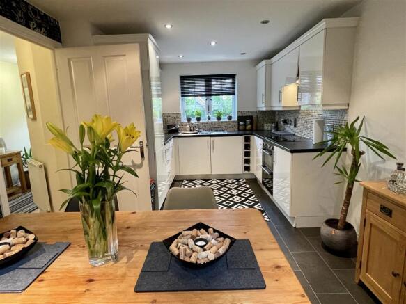 Kitchen/Dining Room
