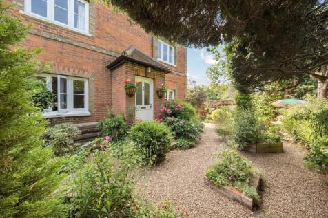 Carpenters Lane, Hadlow, TN11