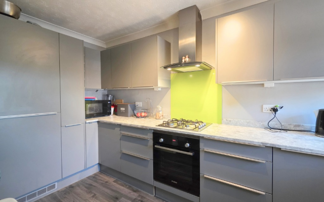 Mornington Avenue, Finchampstead, Wokingham, RG40 photo 4