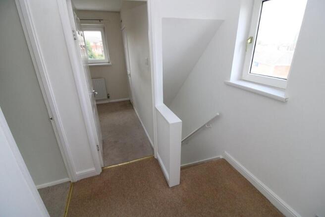 2 bed Semi-Detached for sale Image 8