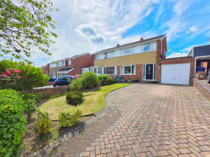 Clarence Road, Barnsley, S71 2NG