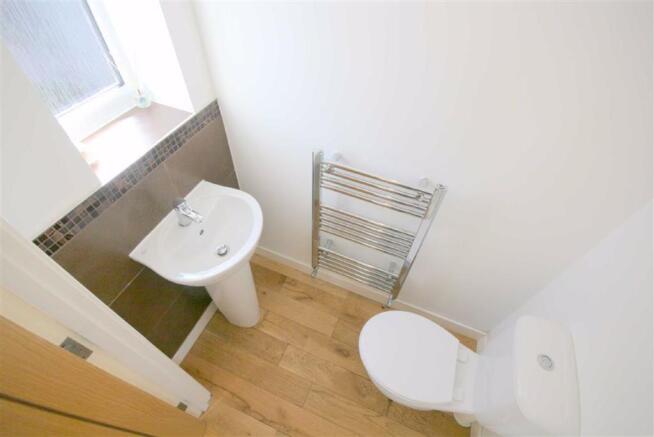 CLOAKROOM / WC