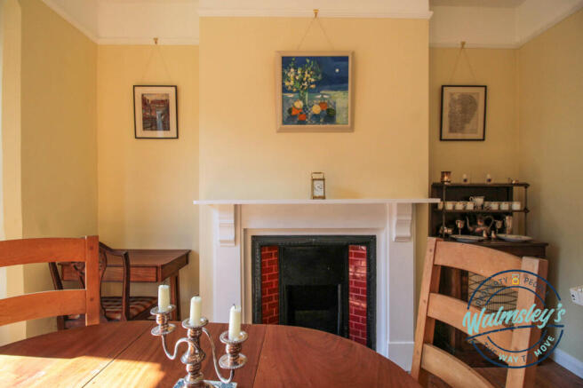 Dining room detail