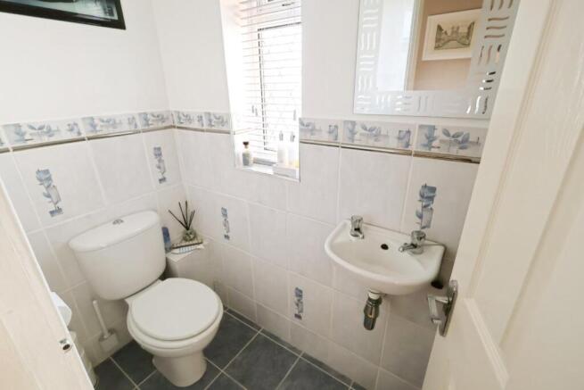 CLOAKROOM/WC