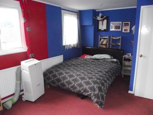 Photo 10