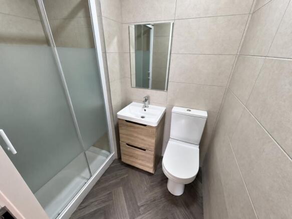 En-Suite Bedroom 2