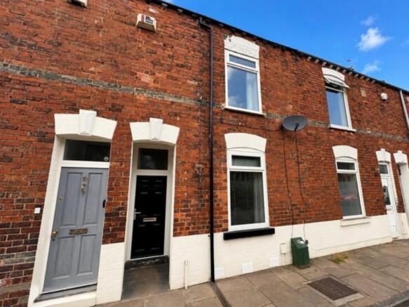 2 bed Terraced to rent Image 7