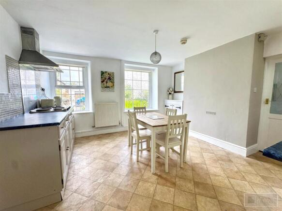 Monpellier Place, Buxton photo 4